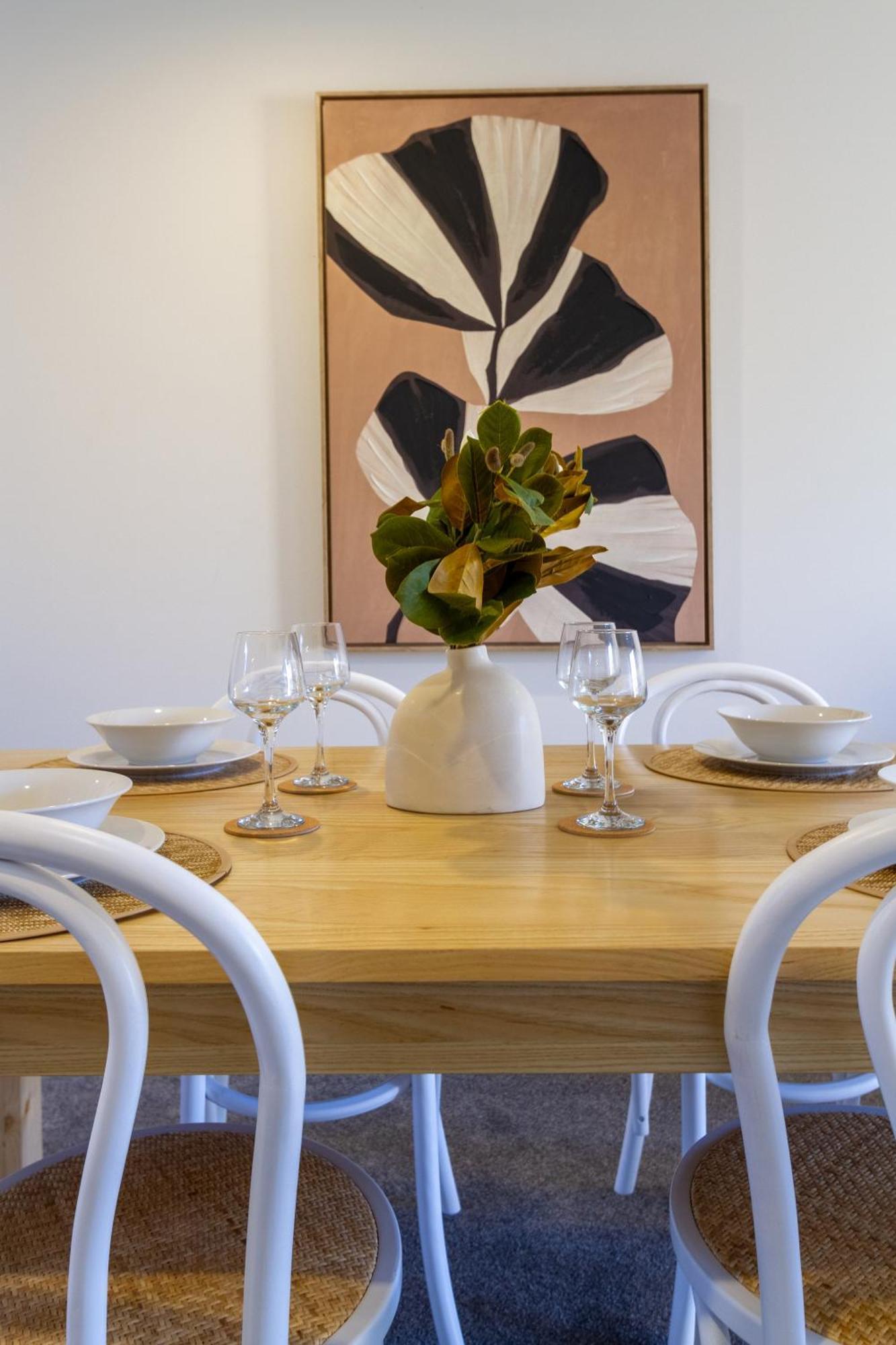 Appartement Chic 2-Bed Gem: Trust Arena Proximity - West Akl à Auckland Extérieur photo