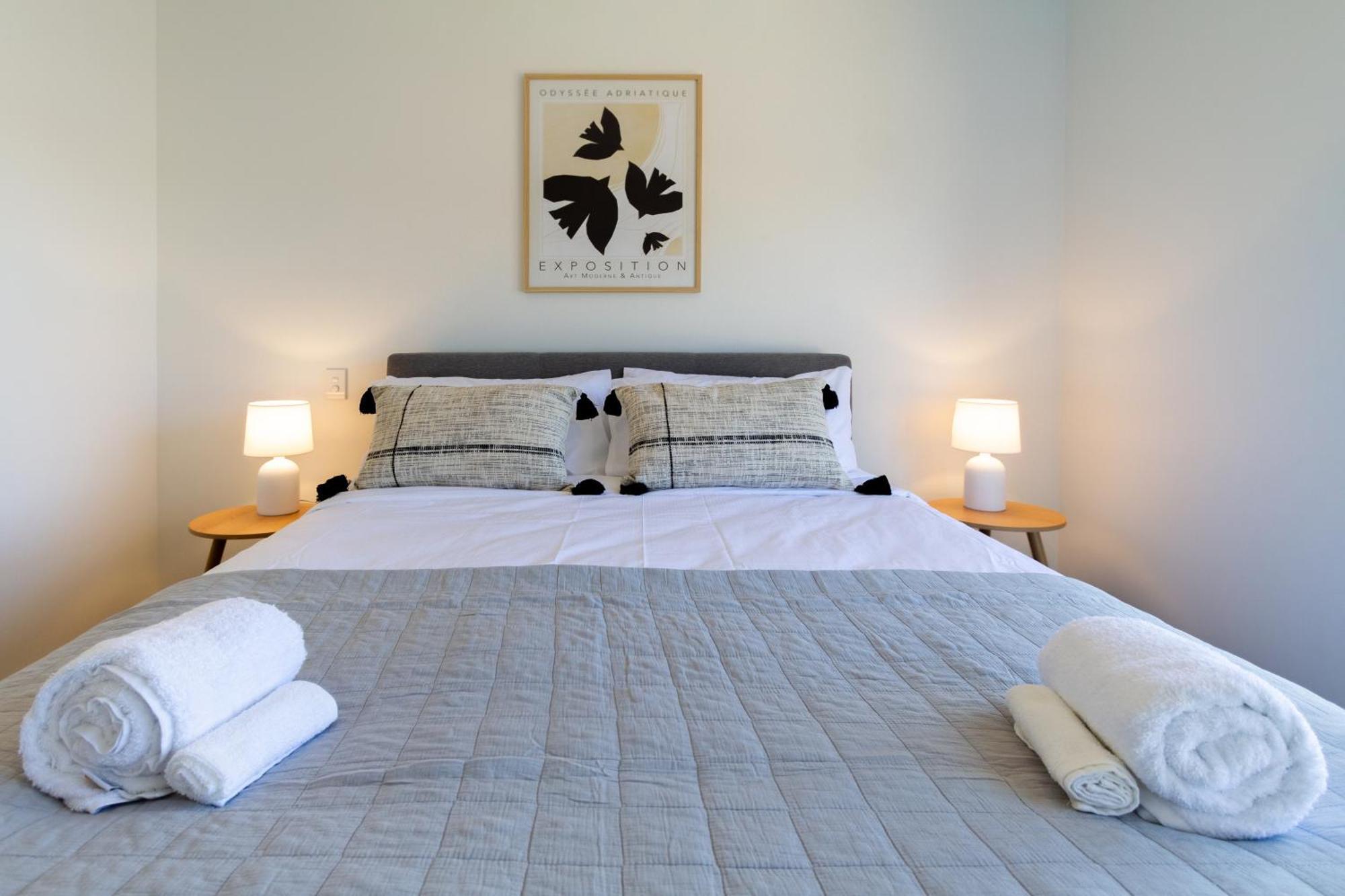 Appartement Chic 2-Bed Gem: Trust Arena Proximity - West Akl à Auckland Extérieur photo