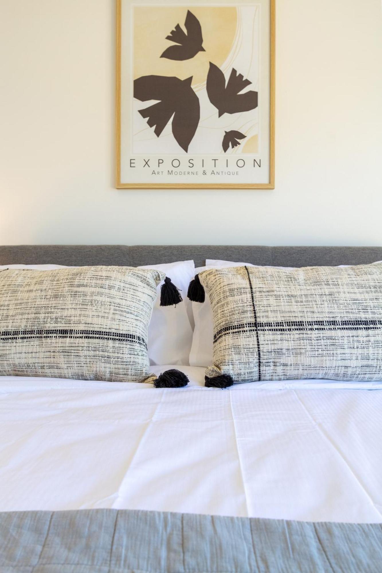 Appartement Chic 2-Bed Gem: Trust Arena Proximity - West Akl à Auckland Extérieur photo