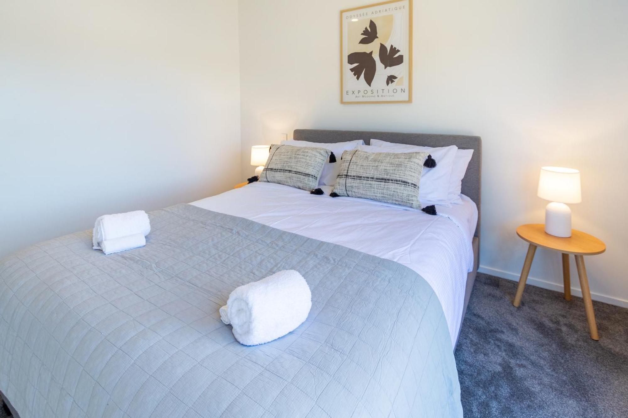 Appartement Chic 2-Bed Gem: Trust Arena Proximity - West Akl à Auckland Extérieur photo