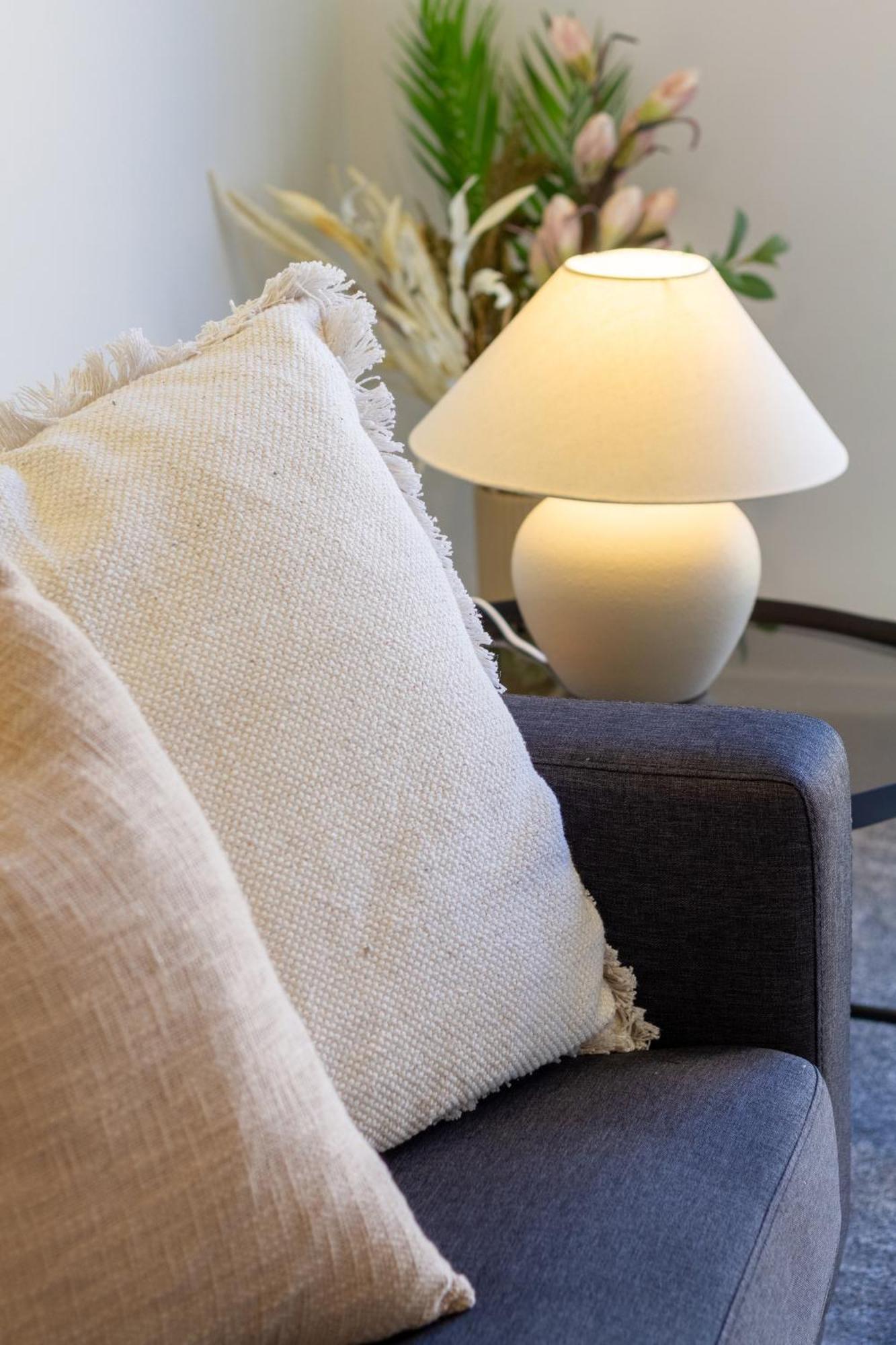 Appartement Chic 2-Bed Gem: Trust Arena Proximity - West Akl à Auckland Extérieur photo